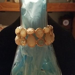 Multi-colored faceted chunky cuff braclet